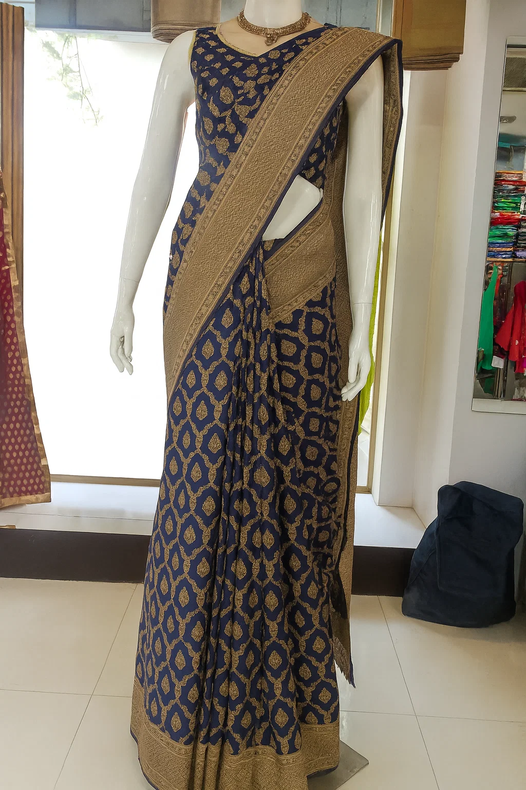 Royal Navy Blue Banarasi Silk Saree with Antique Gold Zari Weaving & Rich Pallu